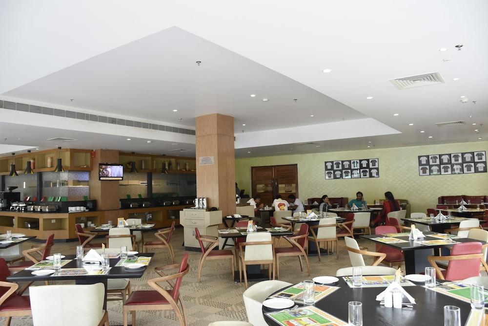 Lemon Tree Premier, Patna Hotel Patna  Exterior foto